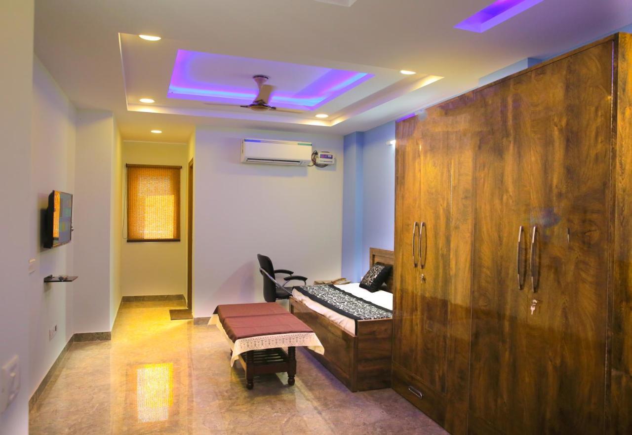 Casa Central New Delhi Bagian luar foto